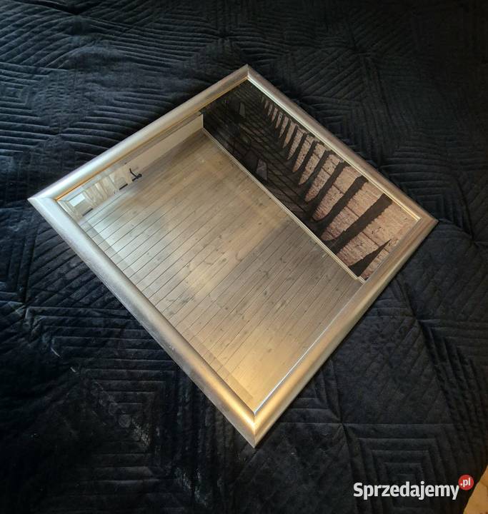 lustro kwadratowe w złotej postarzanej ramie Warszawa