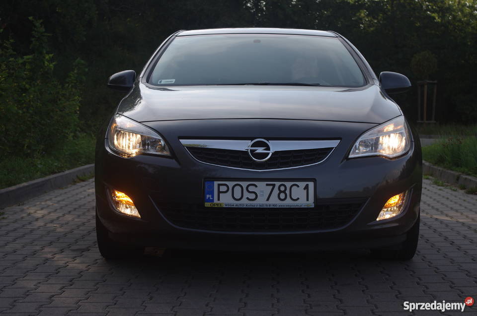 Opel Astra J 2011 14 101 przebieg 59700 wielkopolskie Ostrów Wielkopolski