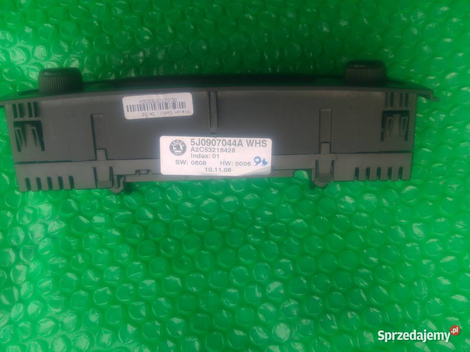5J0907044A Skoda Fabia II panel nawiewu osobowe Wyposażenie wnętrza Dębno