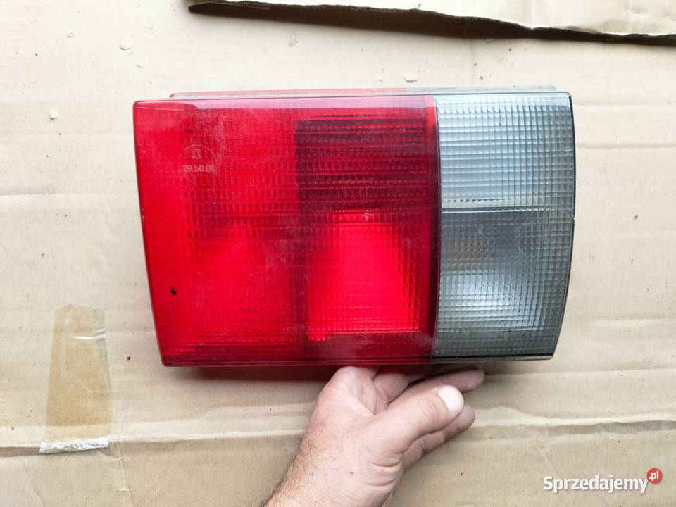 AUDI 80 B4 SEDAN LAMPA TYŁ TYLNA LEWA osobowe Lampy tylne Kamień-Kolonia