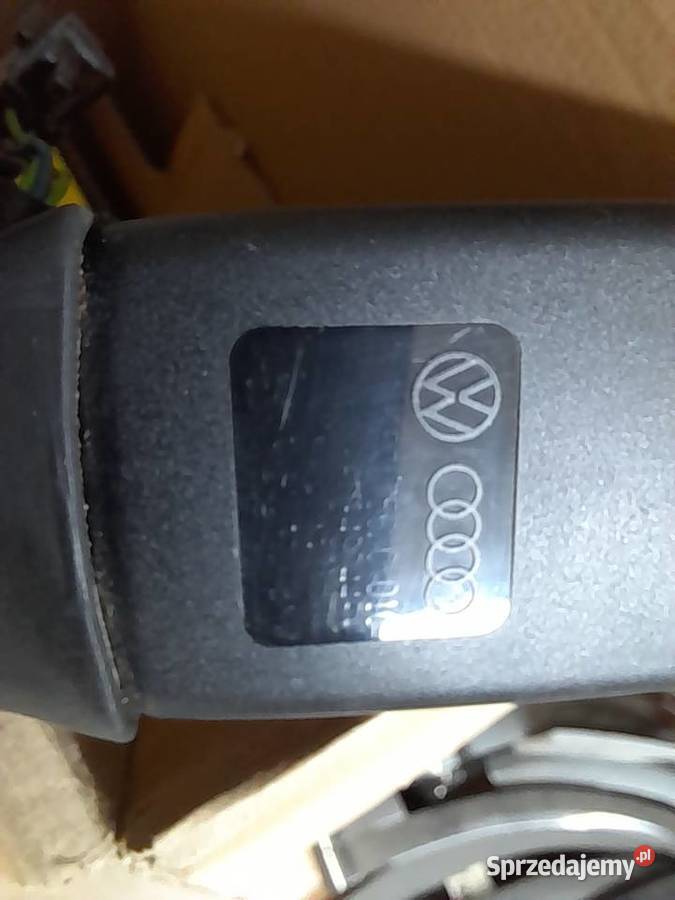 Audi A4 B8 ZAPIĘCIE NAPINACZ PASA BEZPIECZEŃSTWA osobowe Goleniów