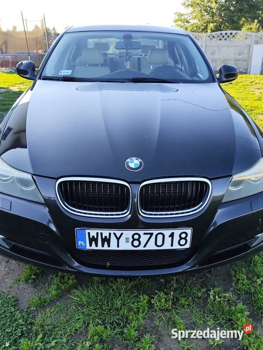 Sprzedam BMW 318d Rok produkcji 2010 Seria 3 sprzedam