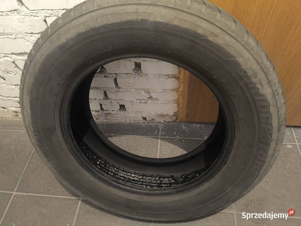 Opony wielosezonowe 215x65r17 Bridgestone Motoryzacja