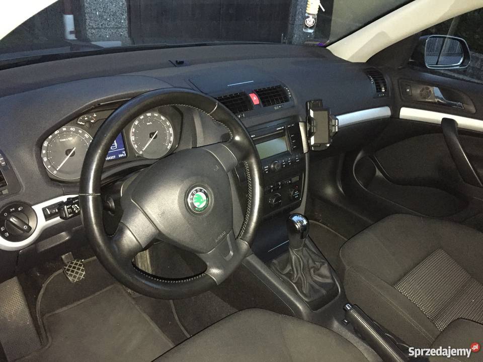 Sprzedam Skoda Octavia II 160 kmjzjj tempomat sprzedam