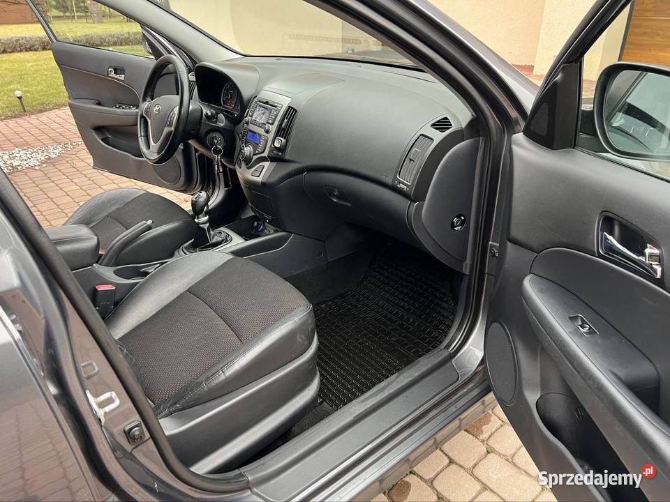 Hyundai i30 CRDI Półskóry Grzane fotele Tempomat Kutno