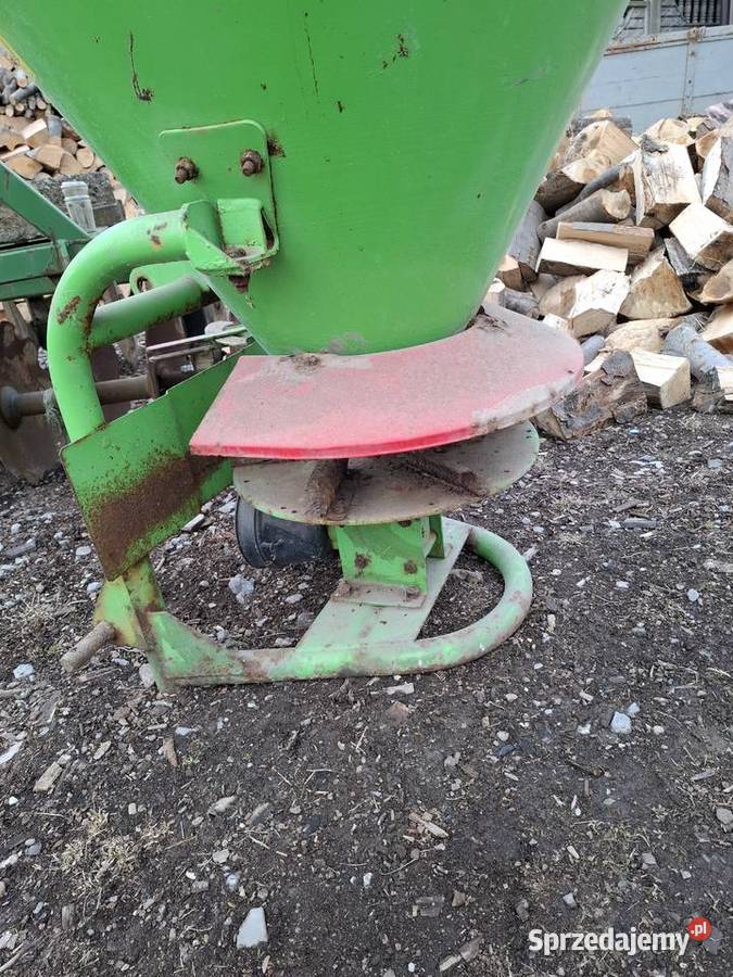 Rozsiewacz lej nowy Nowa Słupia