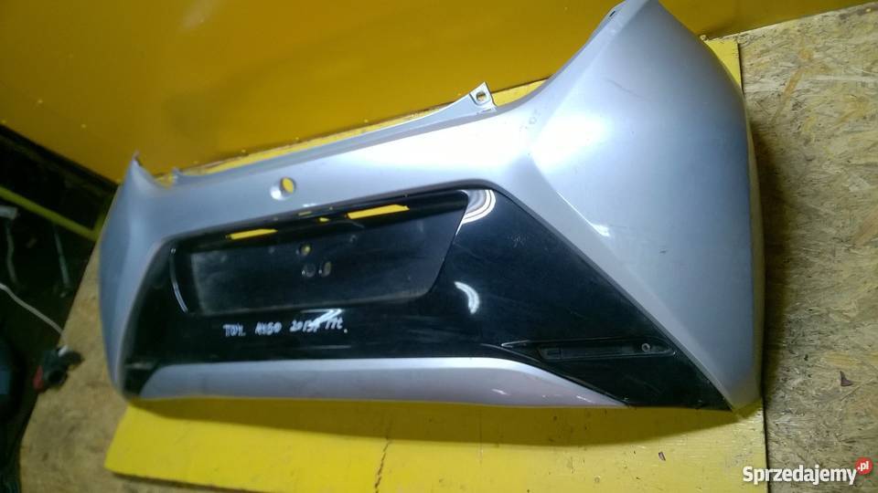 Toyota aygo 2013 2014 zderzak tył oryginał Akcesoria dolnośląskie Wrocław