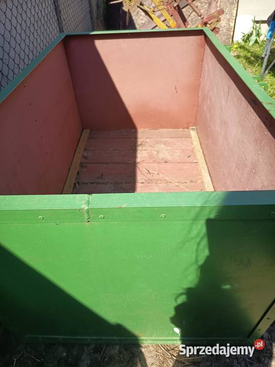 Skrzynia do traktora C330 Do ciągników Giżycko