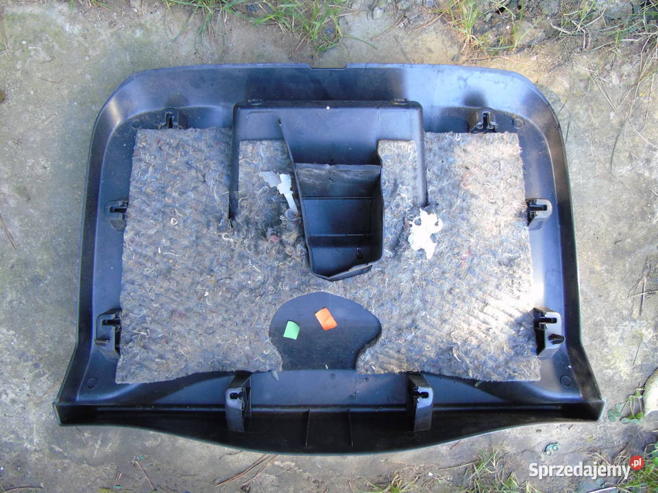 Dacia Duster Tapicerka Boczek Klapy Bagażnika Wyposażenie wnętrza Radziszów