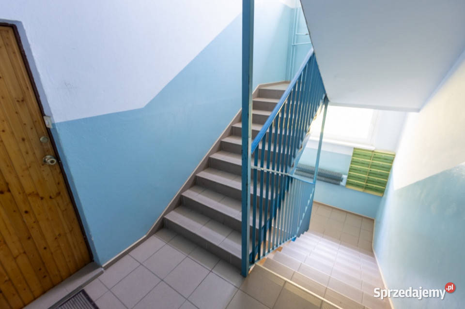 3 pokoje 55 m Balkon 1 piętro piwnica Piękny dolnośląskie Bielawa