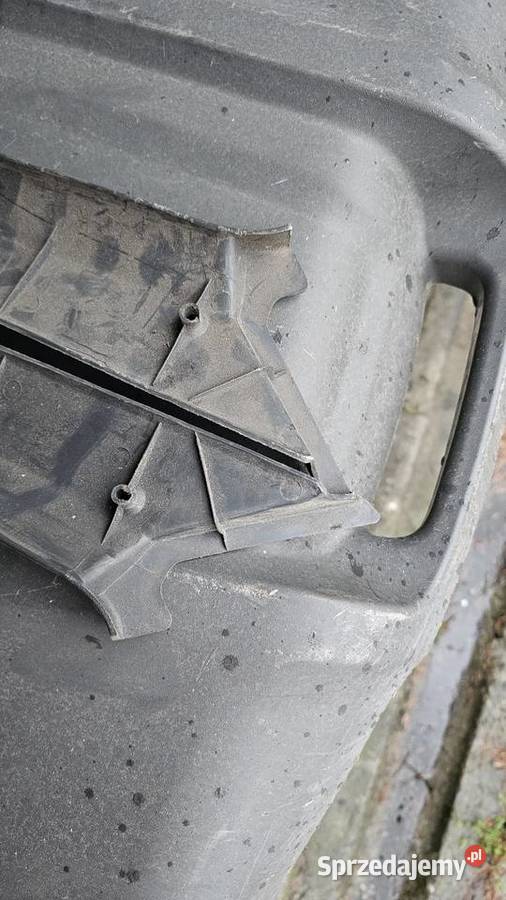 Fso polonez plastikowe osłony słupków atu caro Mielec sprzedam