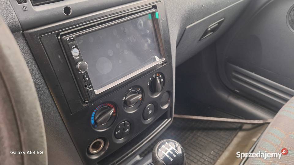 Ford Transit Connect wstawione progi Lublin