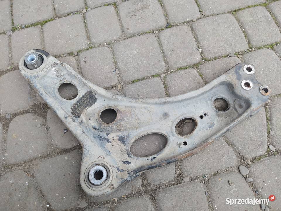 Wahacz prawy Trafic III Vivaro B Talento NV300 dostawcze Dubiecko sprzedam