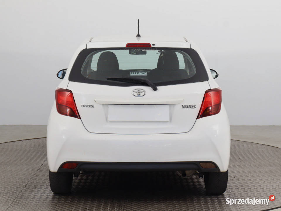 Toyota Yaris 10 VVTi benzyna dolnośląskie Bielany Wrocławskie