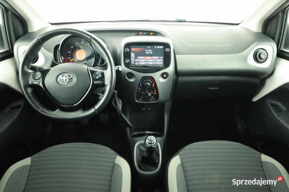 Toyota Aygo 10 VVTi Rok produkcji 2019 Piaseczno