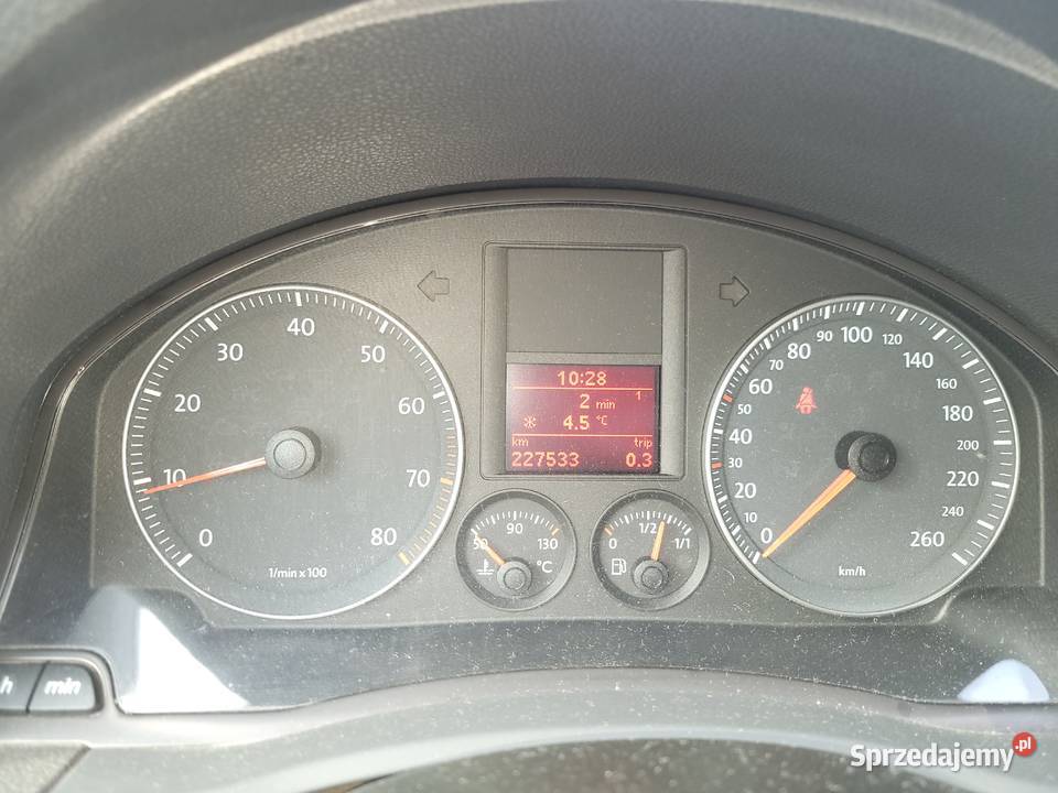 Volkswagen Golf Specjalna Edycja 1 R VW Golf Trzcianka