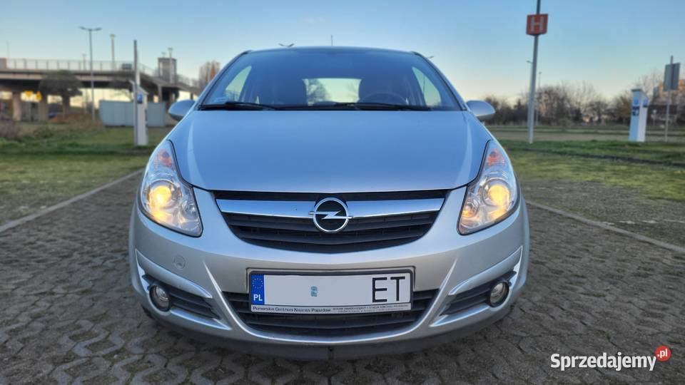 Sprzedam OPLA Corsa 14 benzyna Klimatyzacja Sopot