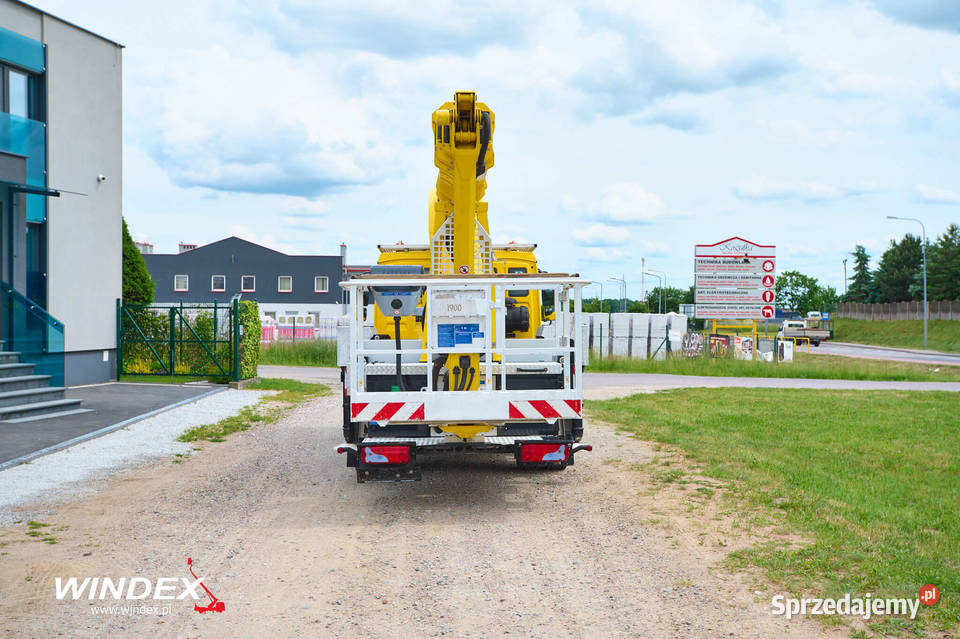 Podnośnik koszowy Palfinger P 300 KS Chojnice