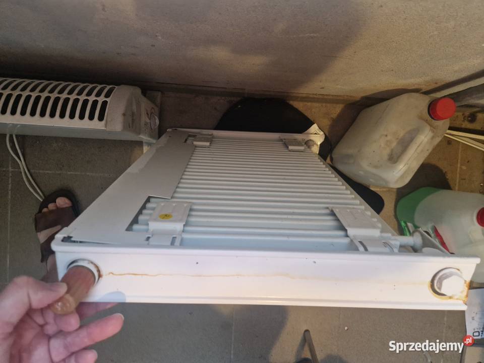 Grzejnik kaloryfer 60 x 50 x 8 wielkopolskie Słupca sprzedam