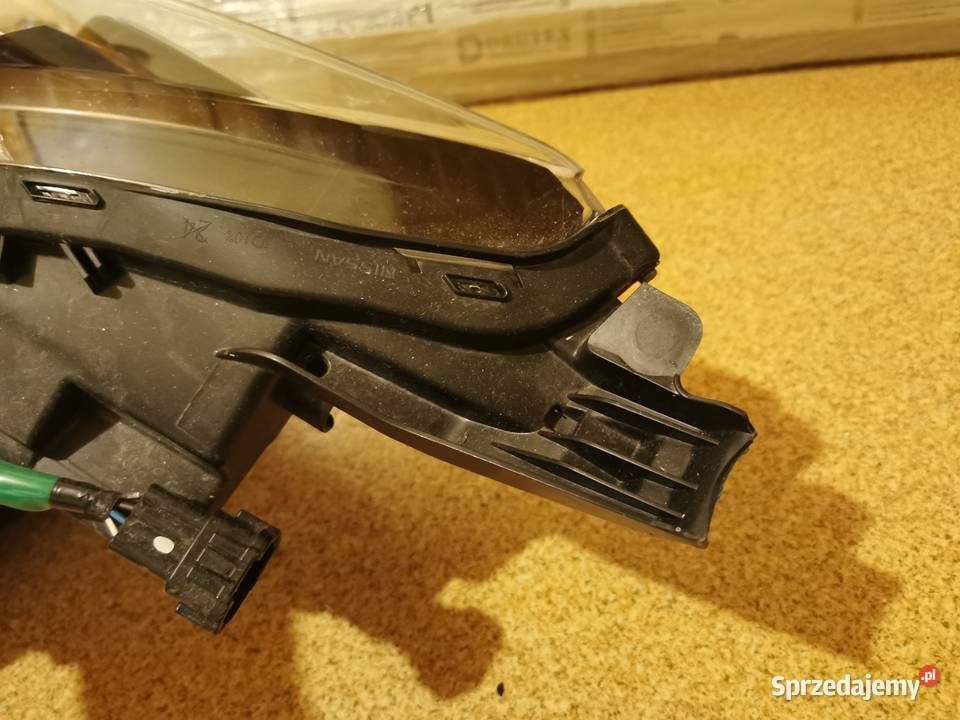 LAMPA PRAWA REFLEKTOR NISSAN LEAF II 17 FULL LED dolnośląskie Pielgrzymka