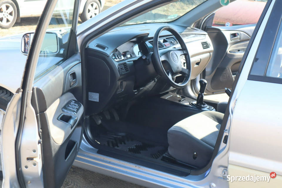 Mitsubishi Lancer 2006r 16 Gaz kombi tanio Warszawa sprzedam
