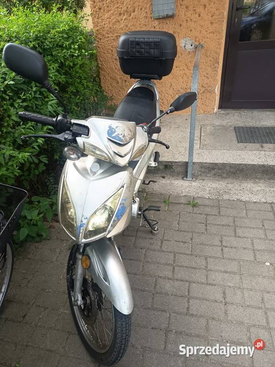 Siadam skuter Romet ogar 900 Rok produkcji 2008 Motocykle, skutery, quady Kluczbork