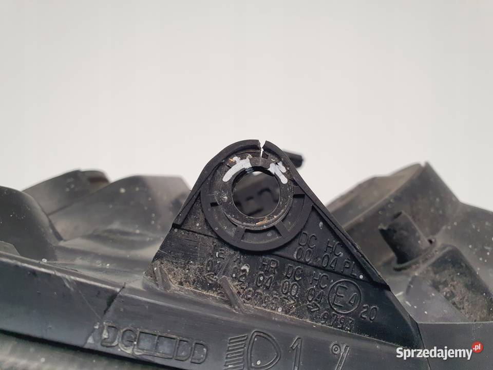 LAMPA PRAWA Renault Clio II lift 0112 PRZEDNIA lubelskie Rudka