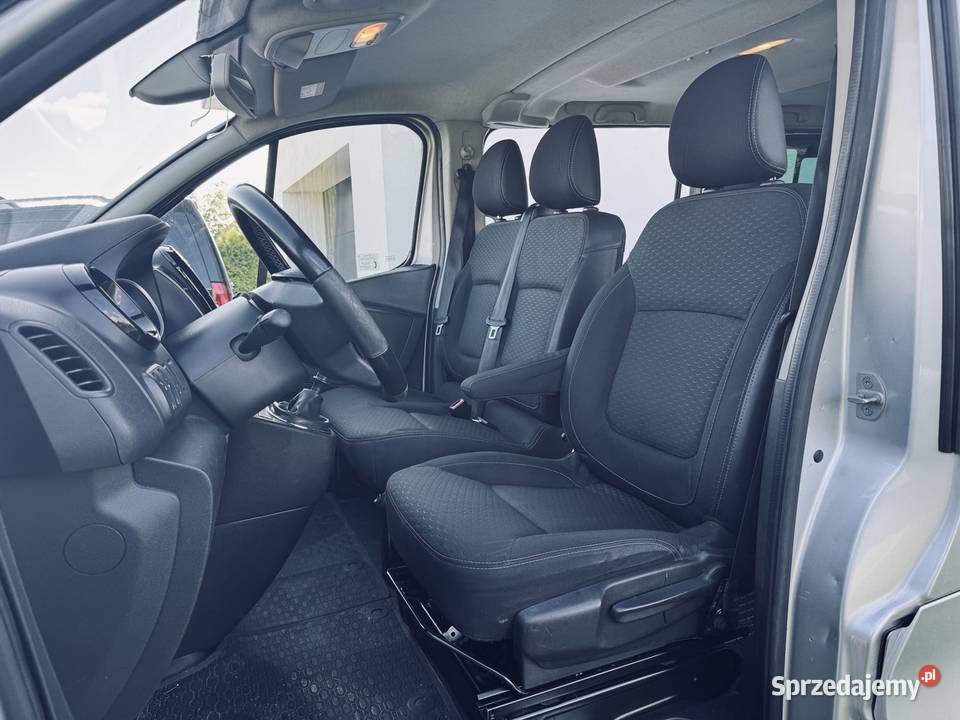 Opel Vivaro Salon 9 osobowy Kamera Gdynia