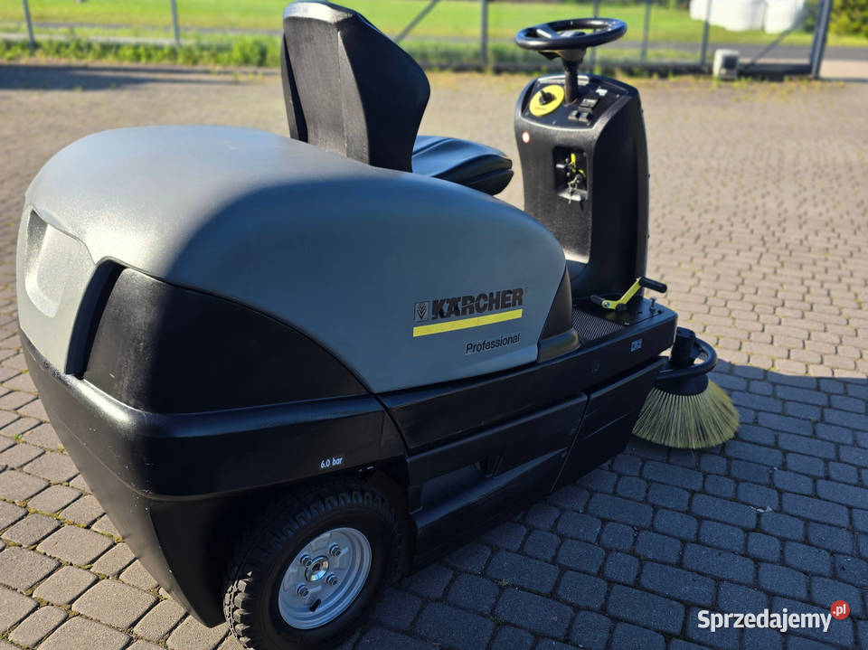 Zamiatarka KARCHER 100100 R P Benzyna 187 godzin Zduny sprzedam