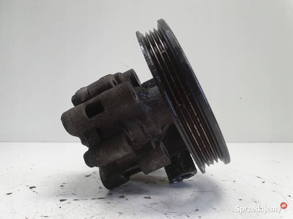 Toyota Yaris I 10 VVTI POMPA WSPOMAGANIA oryg osobowe