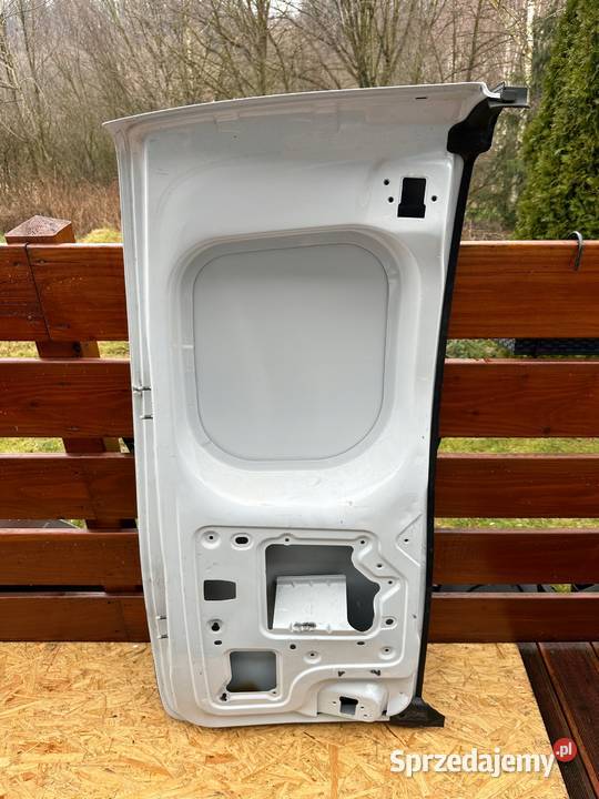 DRZWI TYLNIE TYŁ PRAWE MERCEDES CITAN W415