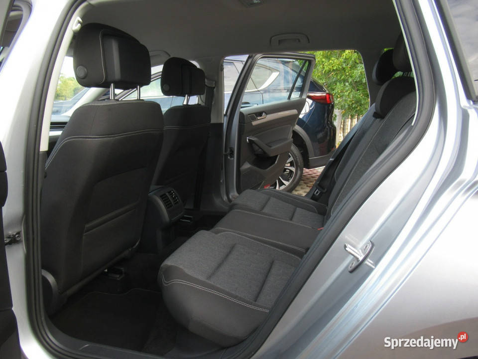 Volkswagen Passat BEZWYPADKOWY Kamera AppConnect Warszawa