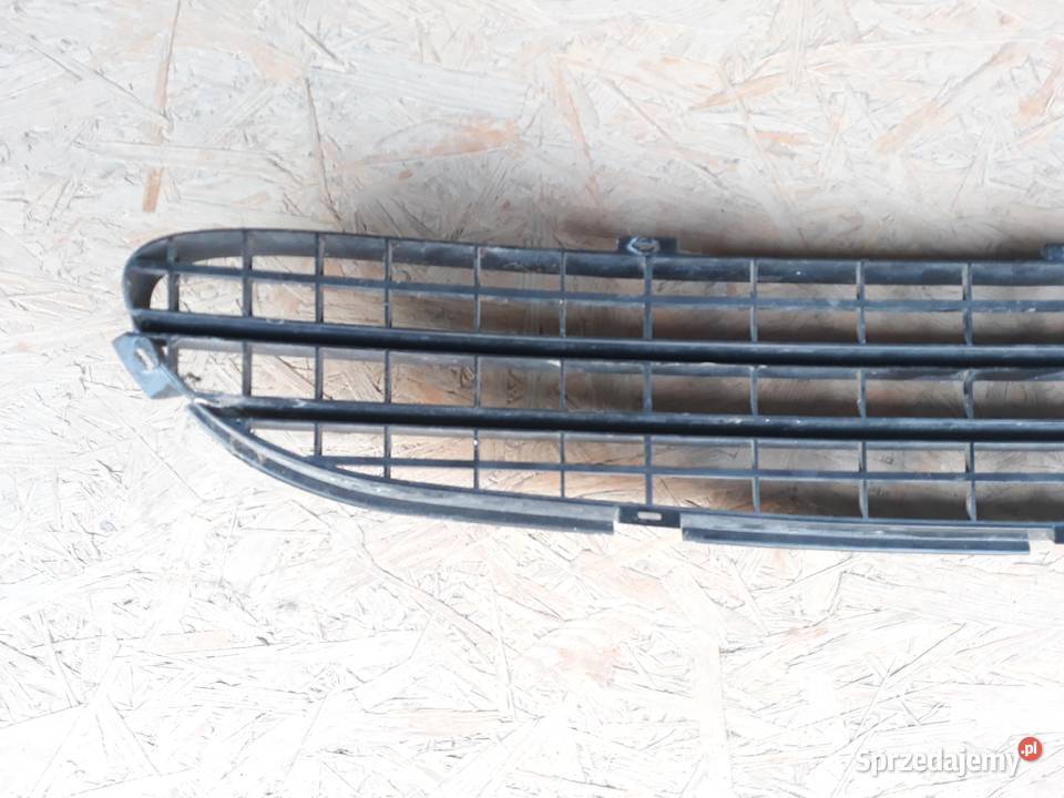 PEUGEOT 406 COUPE KRATKA ŚRODKOWA ZDERZAKA PRZÓD Części samochodowe Międzychód