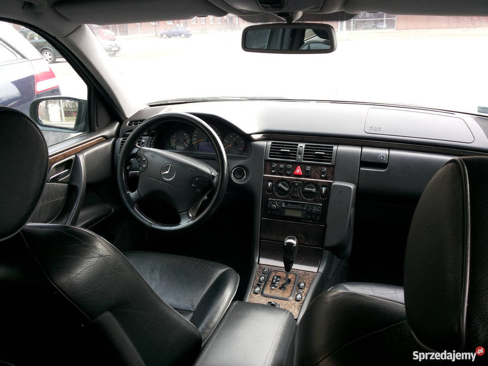 MercedesBenz Klasa E W210 E320 CDI Avantgarde skórzana tapicerka Mrągowo