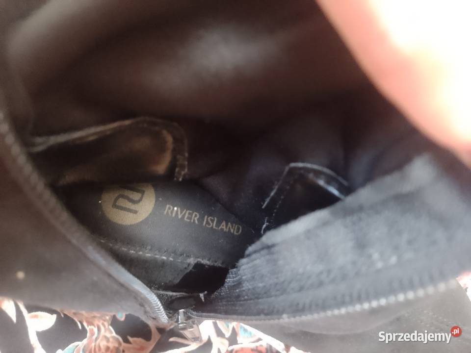 38 RIVER ISLAND Długie Czarne Kozaki małopolskie