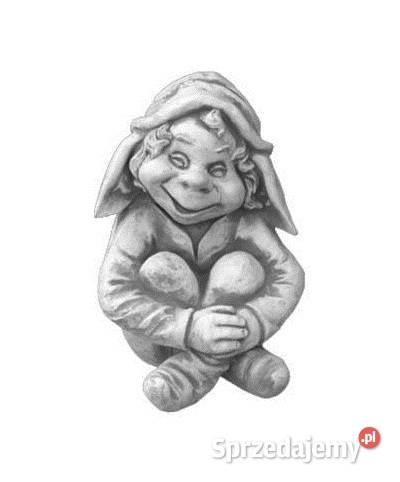 FIGURKA betonowa SKRZAT R52 Nysa