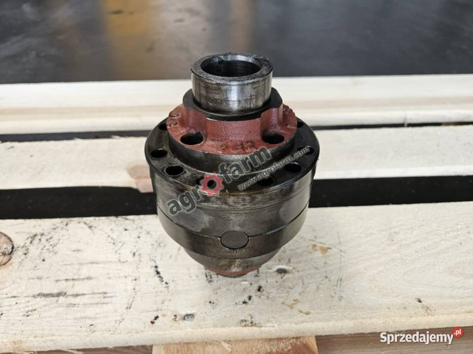 Mechanizm różnicowy FWD Ford 7700 7600 Byków sprzedam