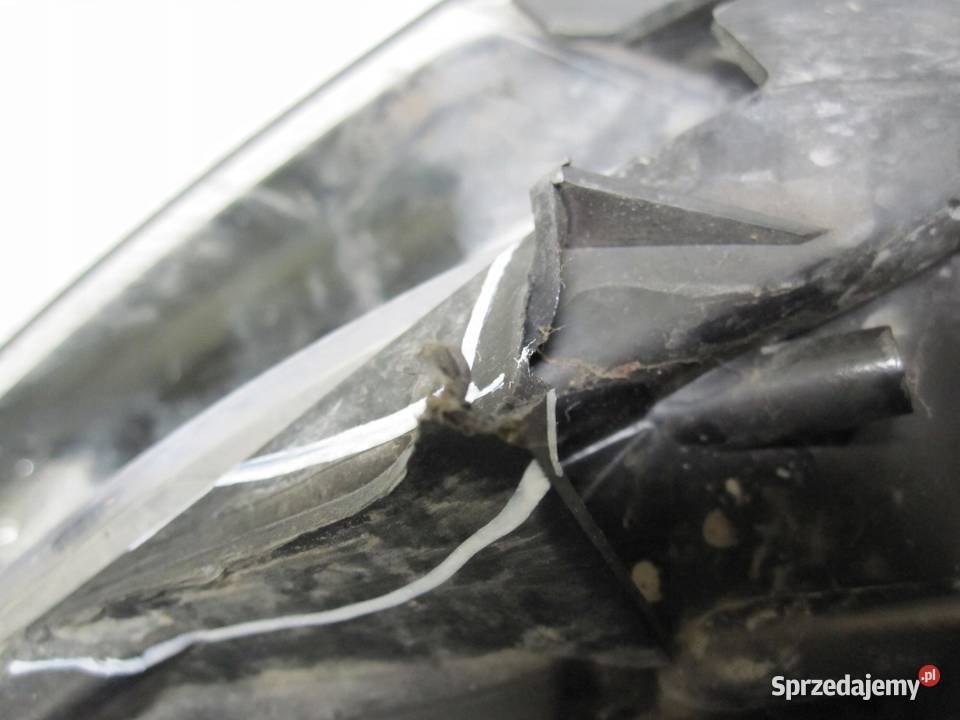 RENAULT CLIO IV 14r lampa lewy przód 010340748 świętokrzyskie sprzedam