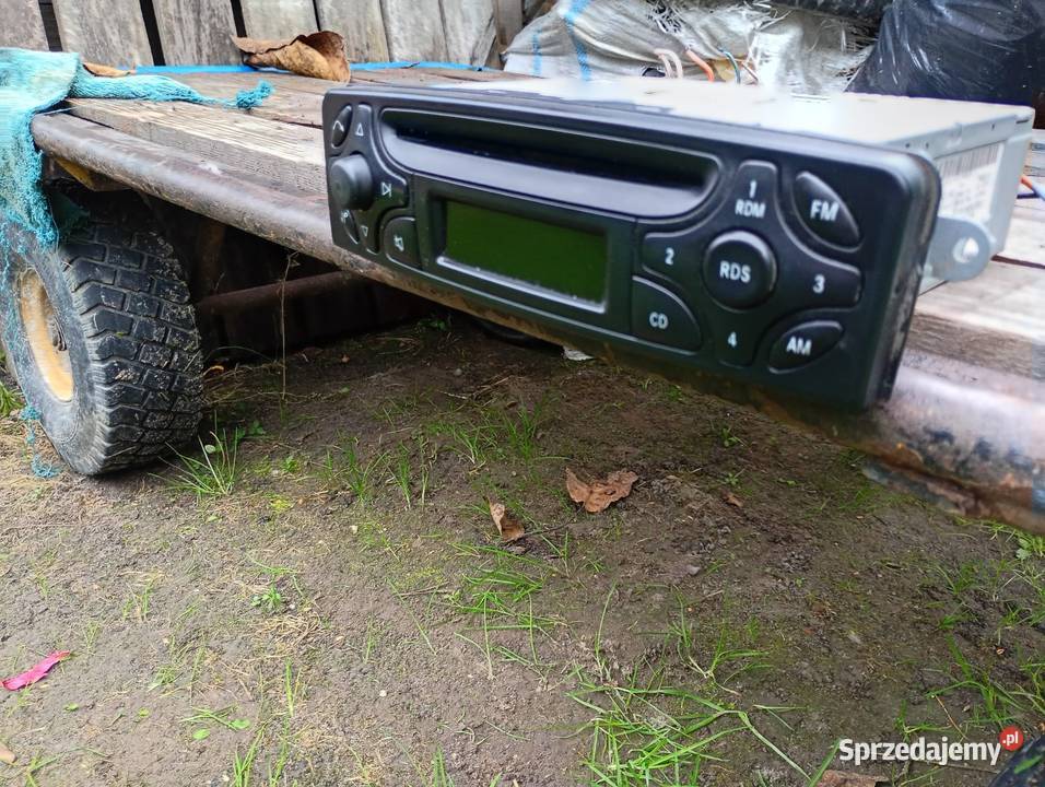 Radio Becker Q01 do Mercedesa
