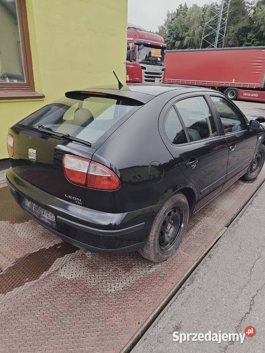 Seat Leon na części mazowieckie