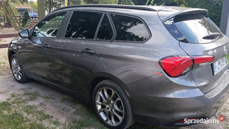 Fiat Tipo 14 super stan salon Polska Rok produkcji 2017 wielkopolskie Baranowo