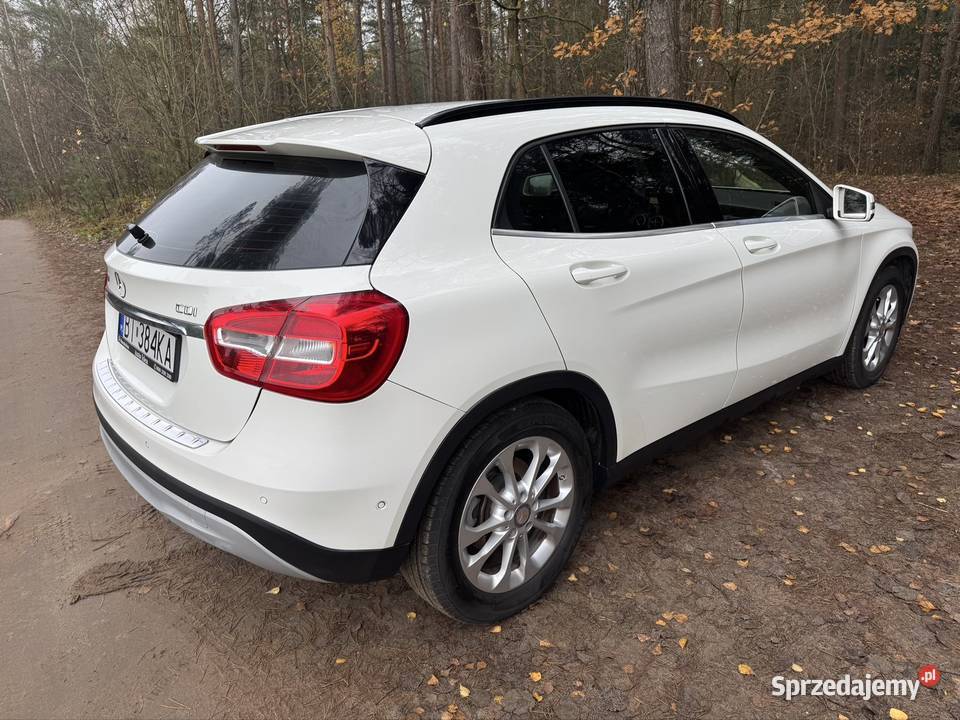 Mercedes GLA serwisowany bezwypadkowy Białystok sprzedam
