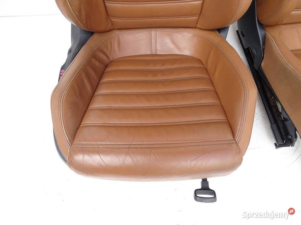 FOTELE KANAPA KOMPLET SKÓRA PODGRZEWANE UK VW