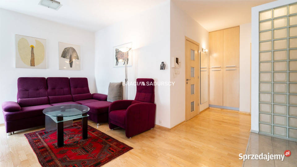 Mieszkanie 48m2 2 pok Kraków Trynitarska apartamentowiec