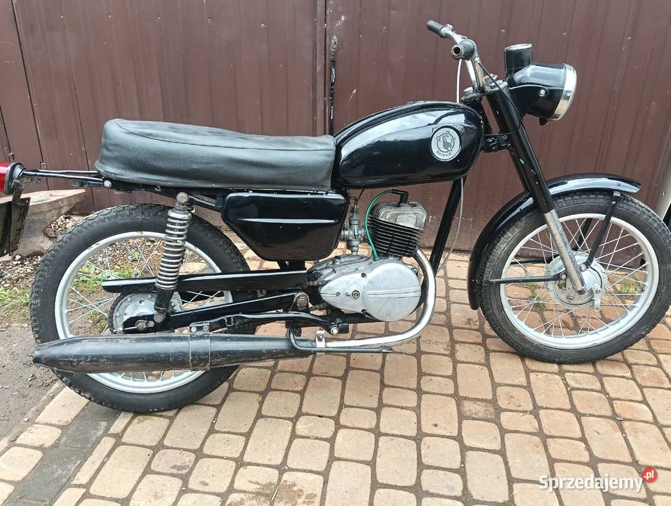 WSK 125 na chodzie WSK Kielnarowa