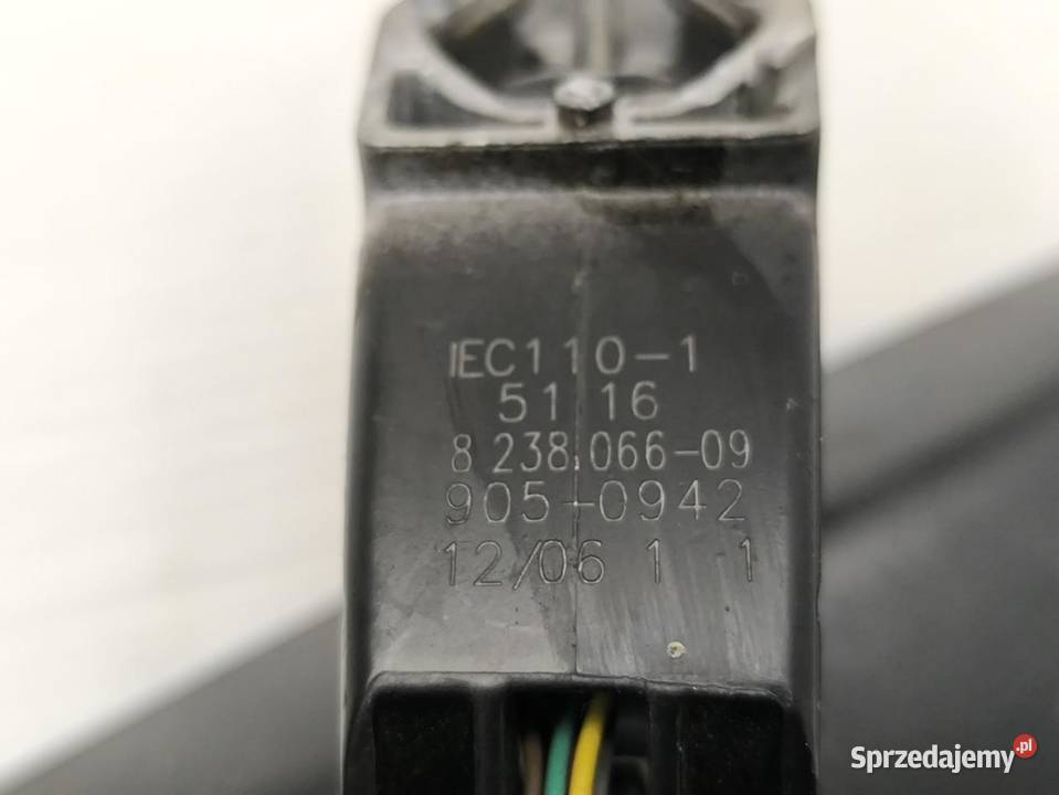 LUSTERKO WSTECZNE BMW E90 E91 8238066