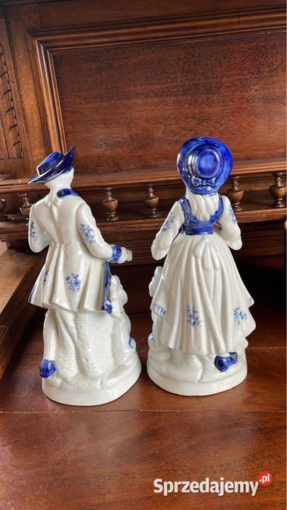 Figurka pary Damy z pieskiem i Dworzanina z Gdańsk