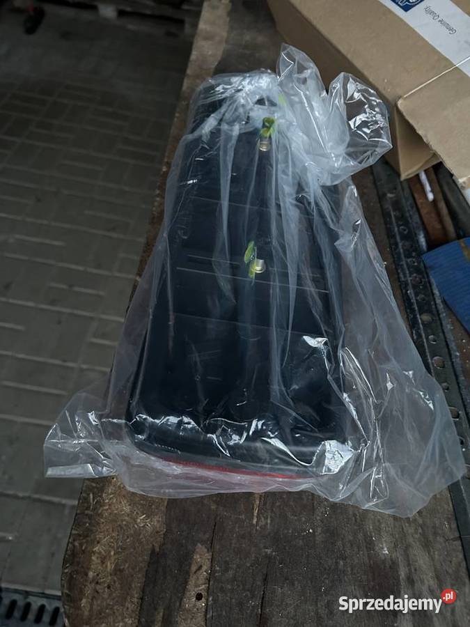 Sprzedam prawą lampę zespoloną do MAN Części i akcesoria lubelskie