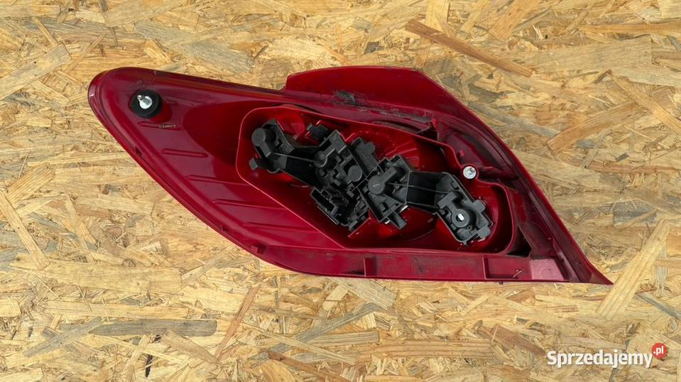 LAMPA TYŁ TYLNA PRAWA PEUGEOT 307 LIFT HB wielkopolskie