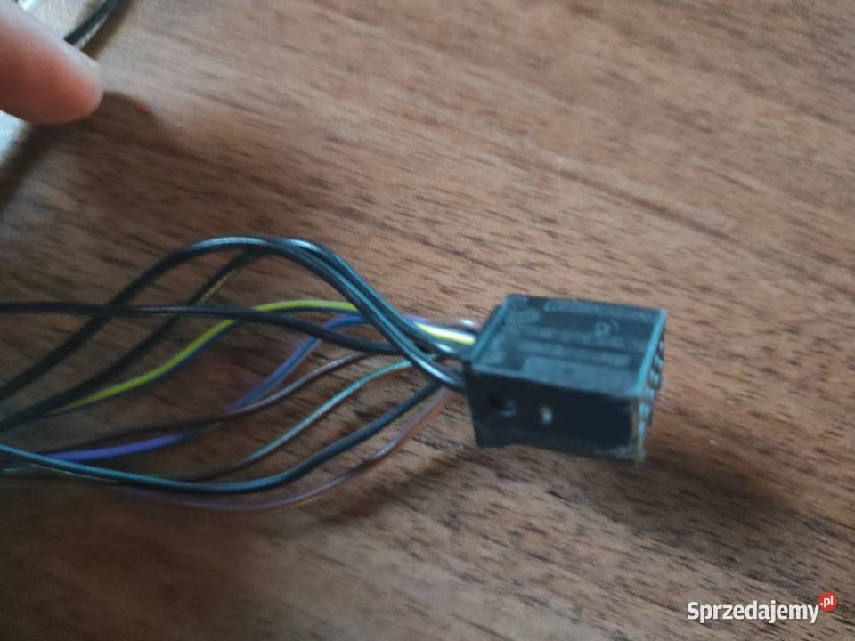 Lusterko lewe RAM 1500 9 PIN osobowe Zielęcice